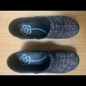 Patterned Sanita Clogs EUR 41